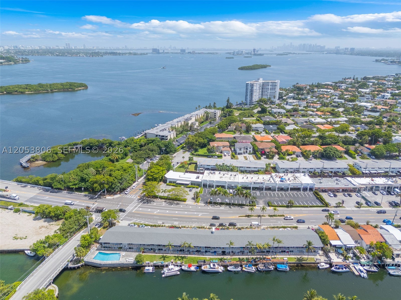 2225 NE 123rd St #102, North Miami FL 33181