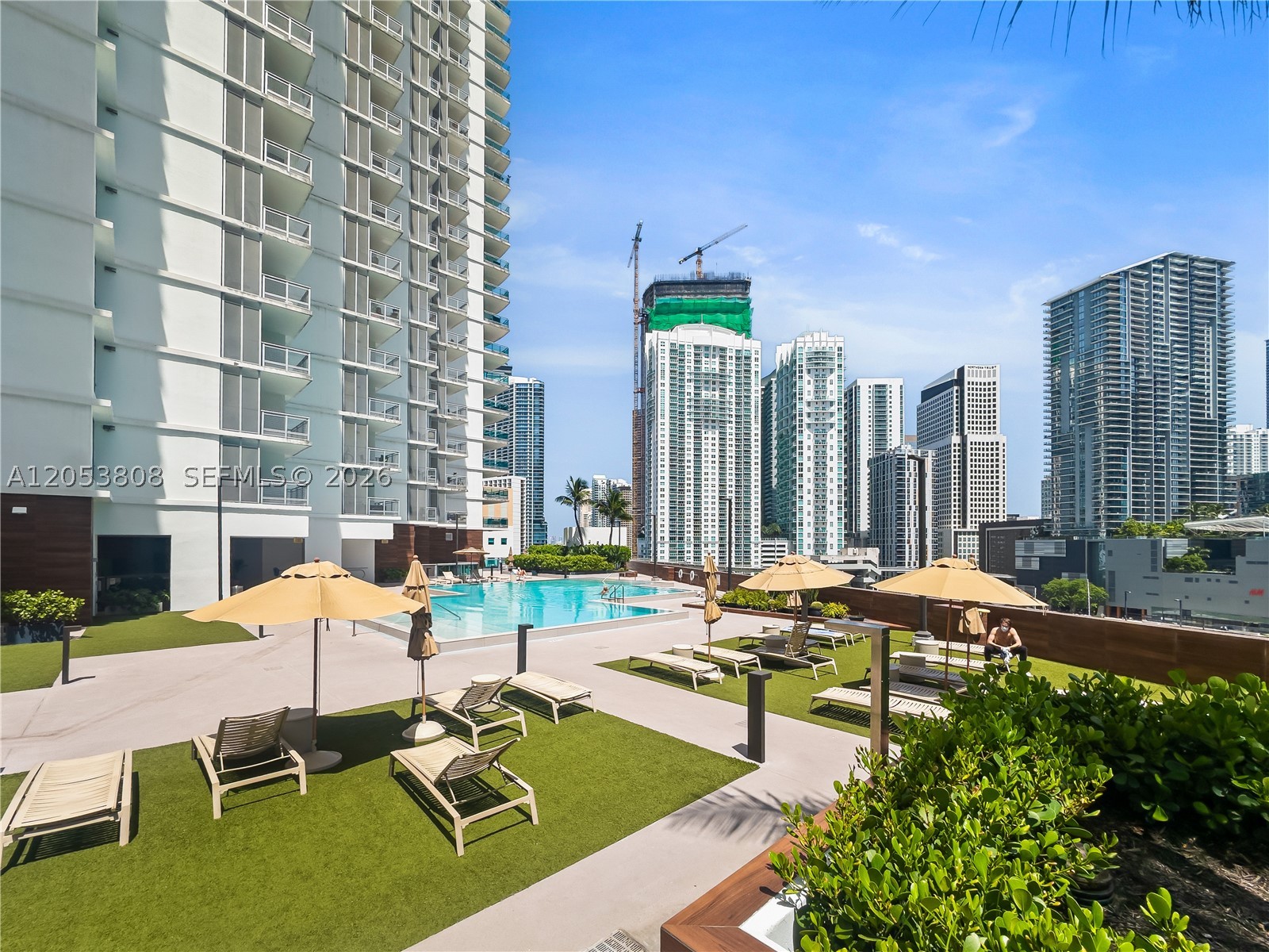 350 S Miami Ave #2102, Miami FL 33130