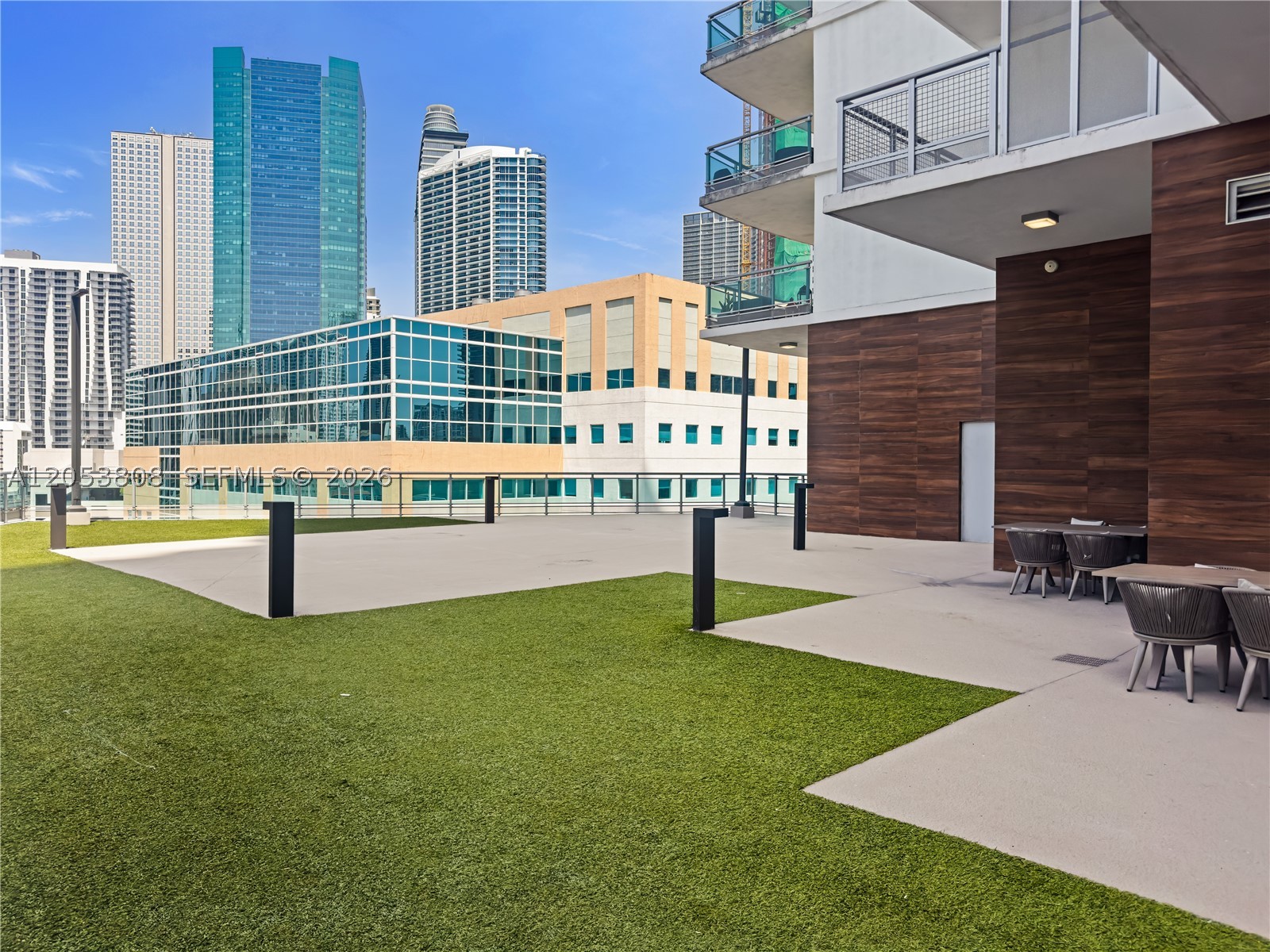 350 S Miami Ave #2102, Miami FL 33130