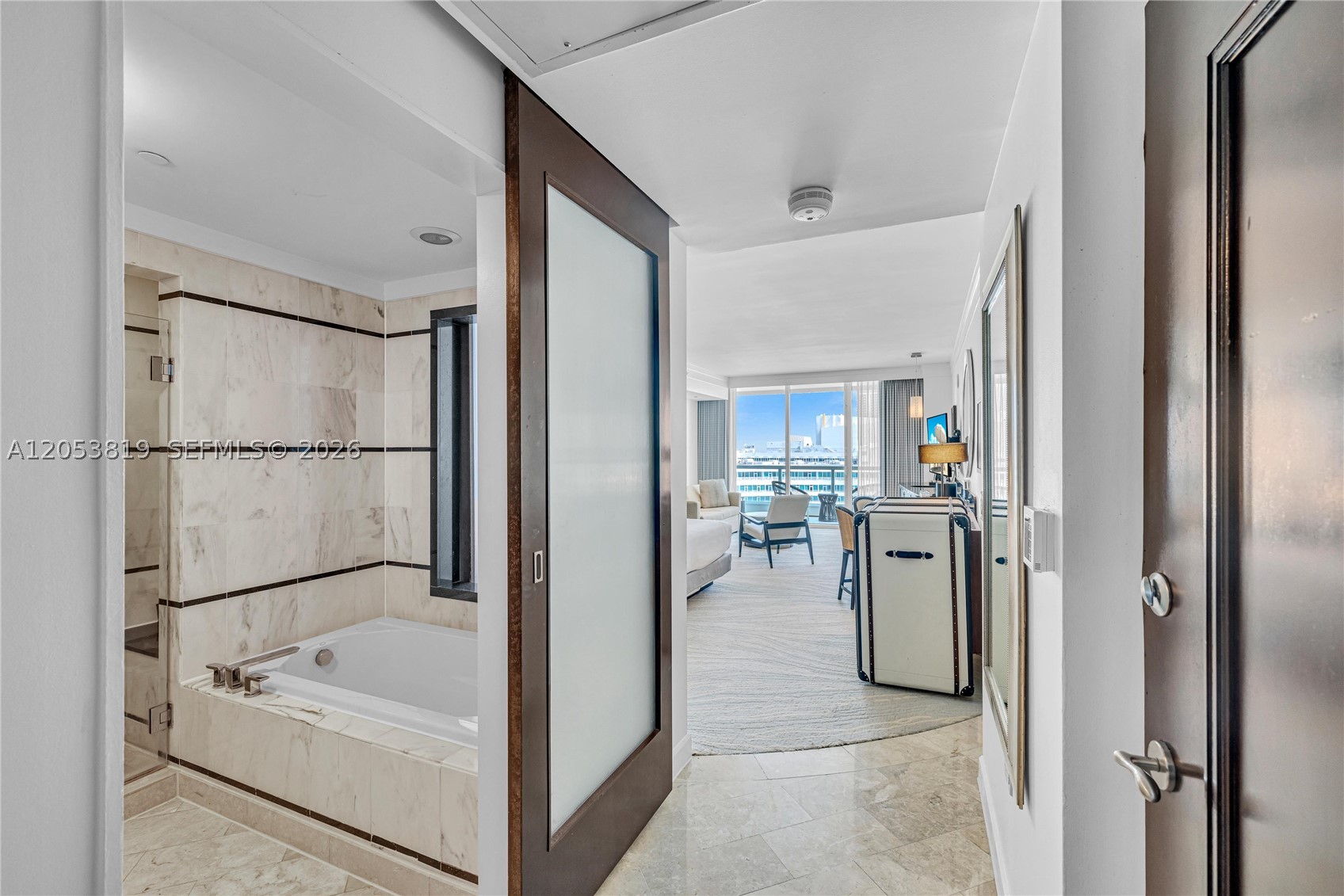 4391 COLLINS AVE #1706, Miami Beach FL 33140