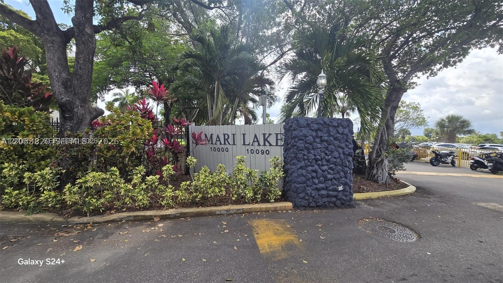 10090 NW 80th Ct #1406, Hialeah Gardens FL 33016