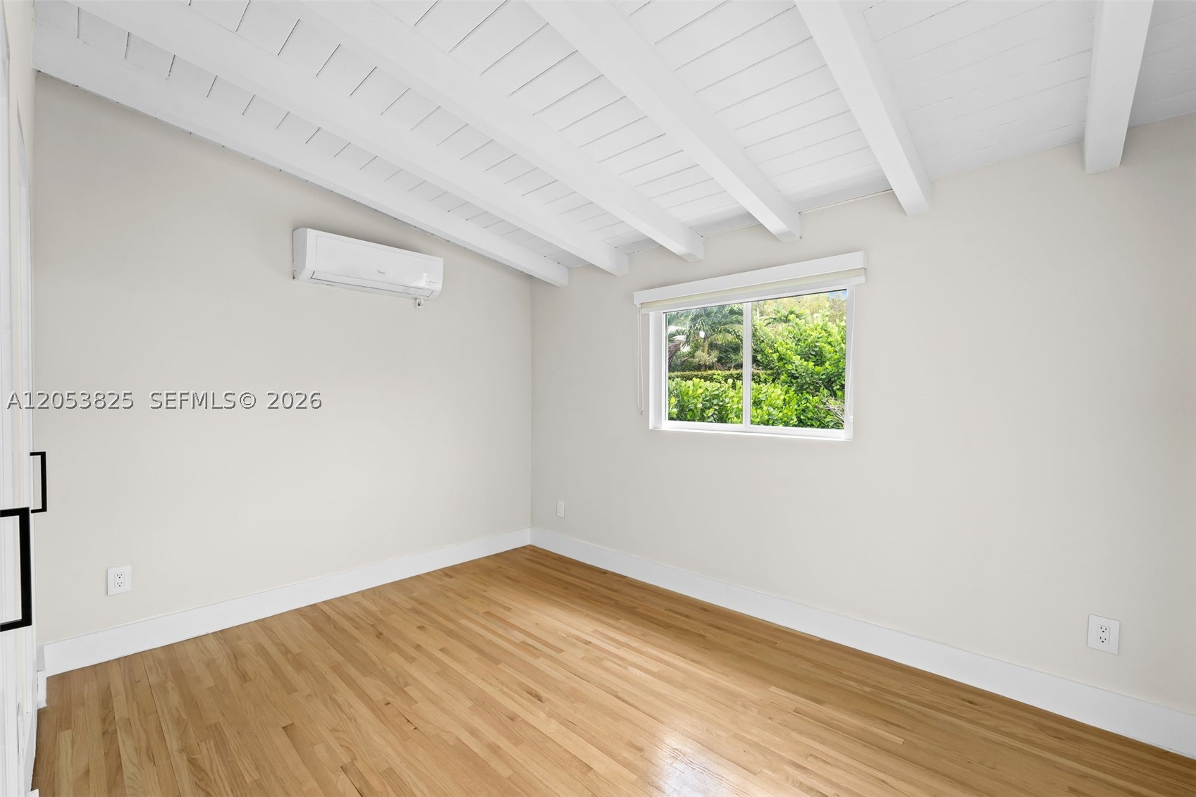 829 Granada Groves Ct, Coral Gables FL 33134