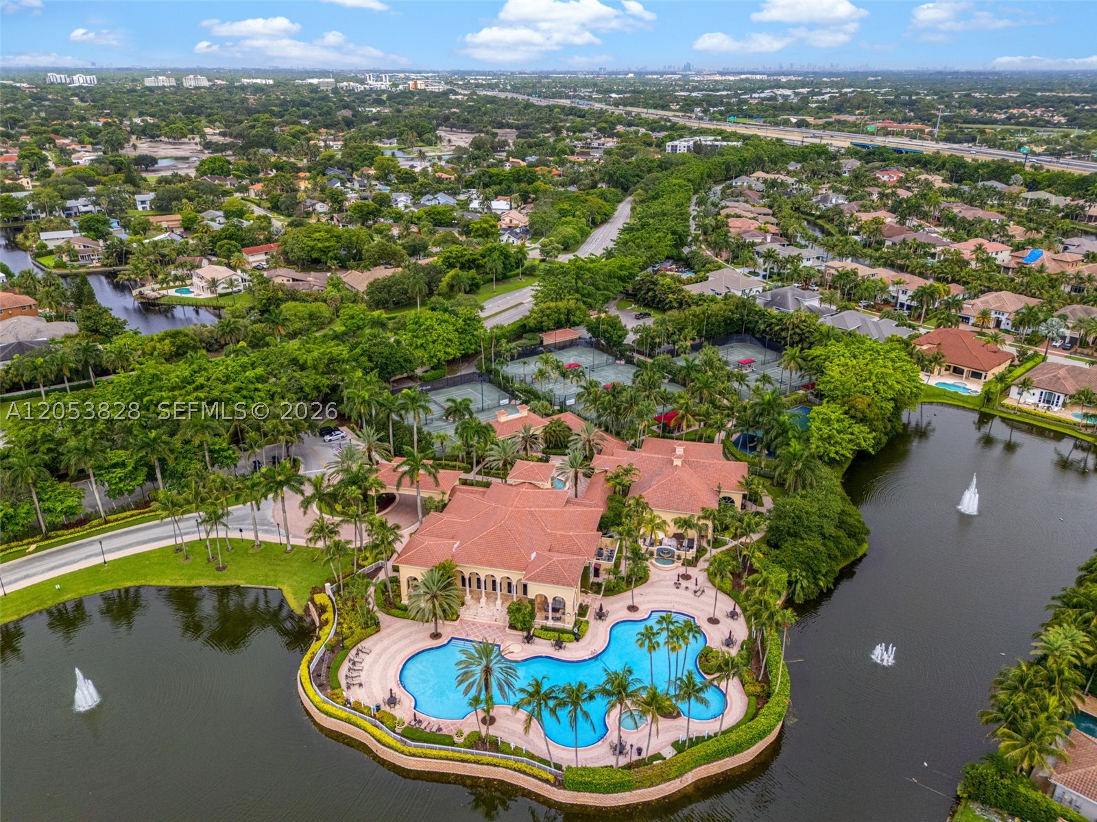 343 Merlin Way, Plantation FL 33324