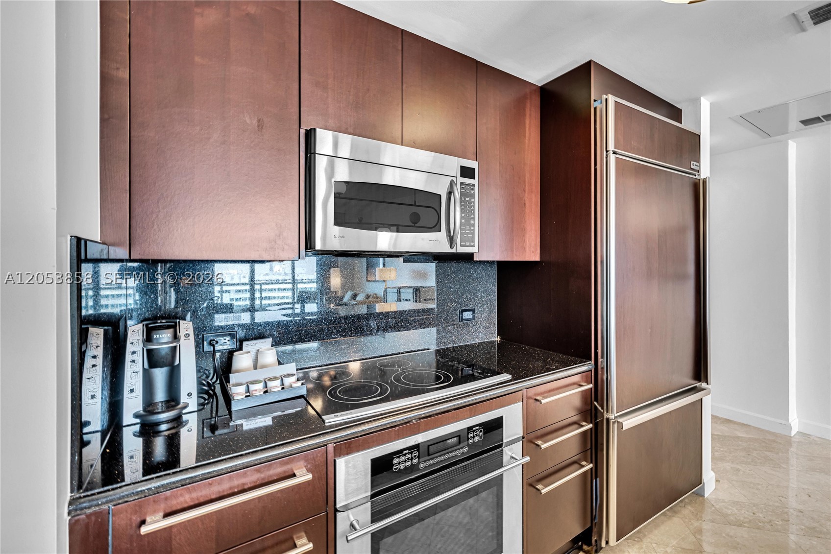 4391 COLLINS AVE #1707, Miami Beach FL 33140