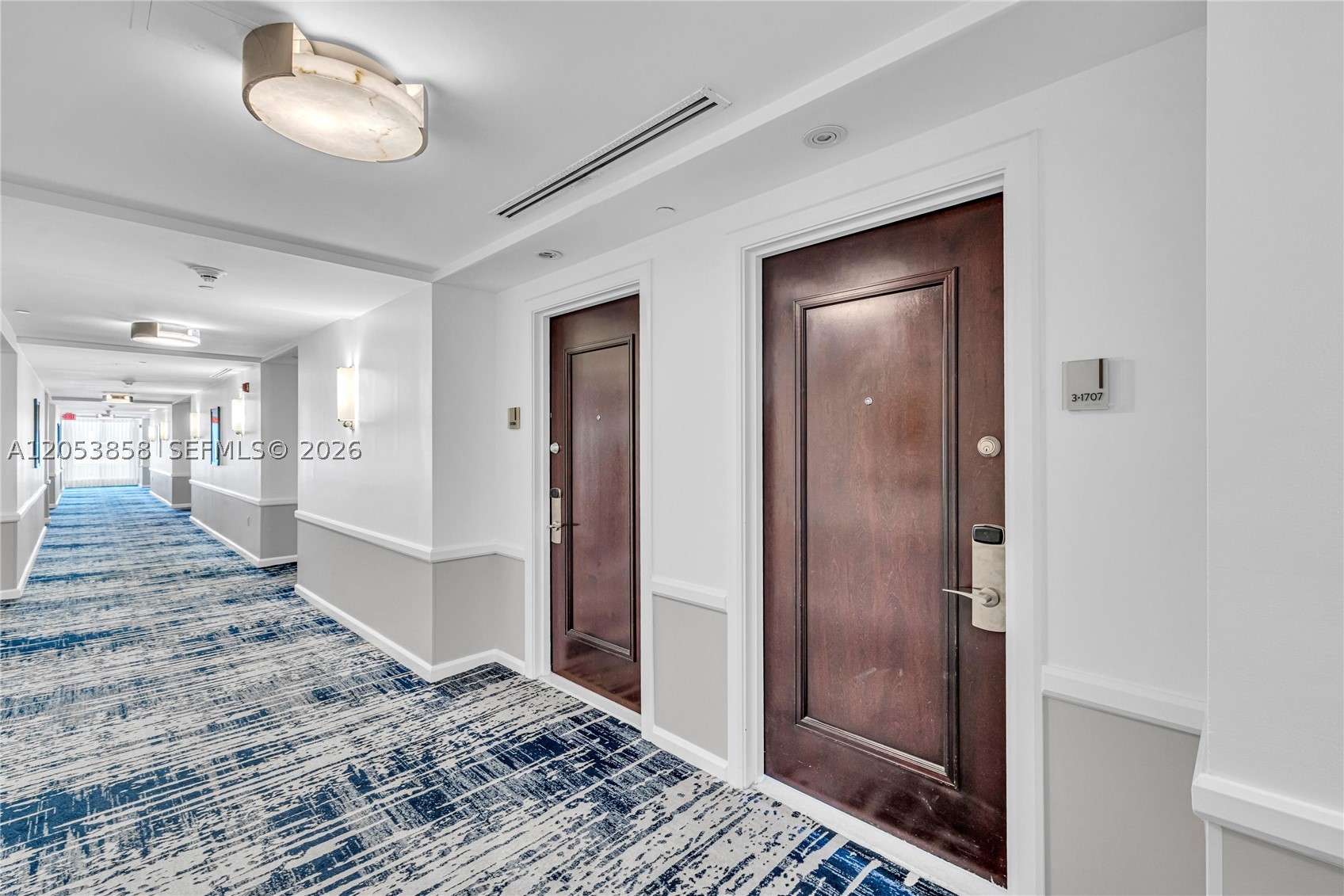 4391 COLLINS AVE #1707, Miami Beach FL 33140