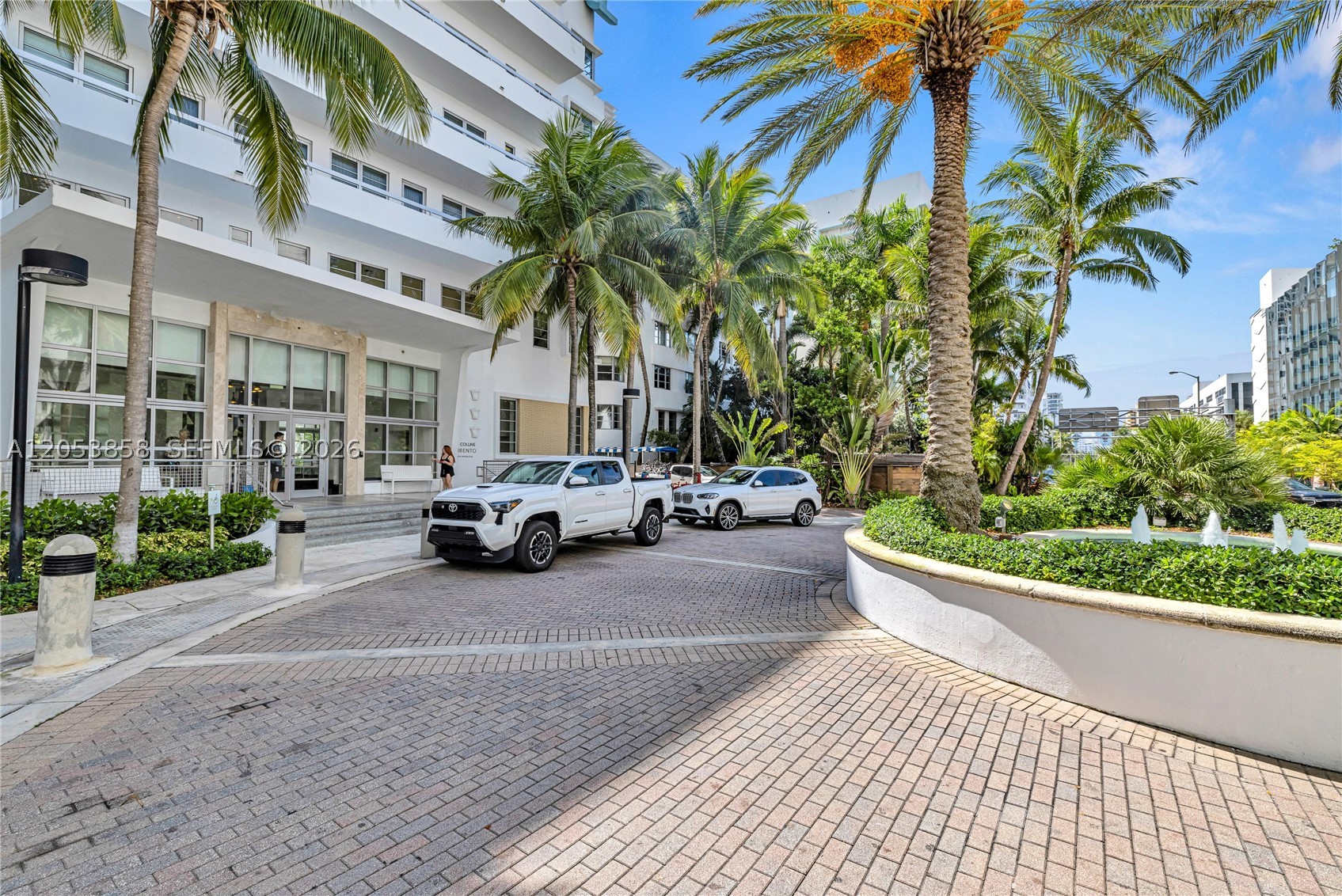 4391 COLLINS AVE #1707, Miami Beach FL 33140