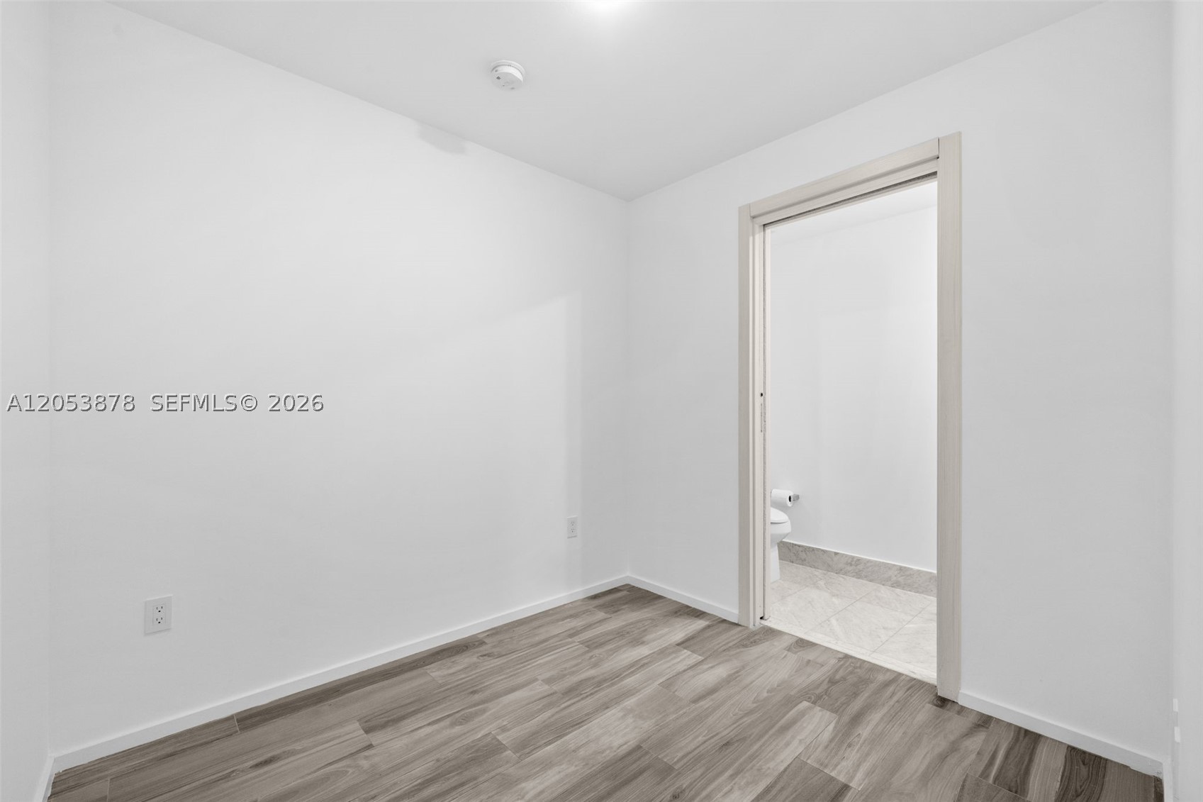 801 S Miami Ave #2002, Miami FL 33130