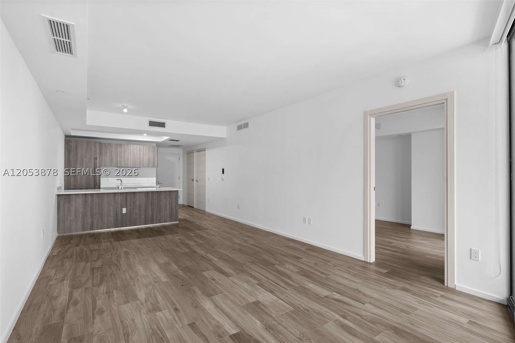 801 S Miami Ave #2002, Miami FL 33130