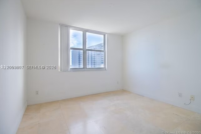 770 Claughton Island Dr #1008, Miami FL 33131