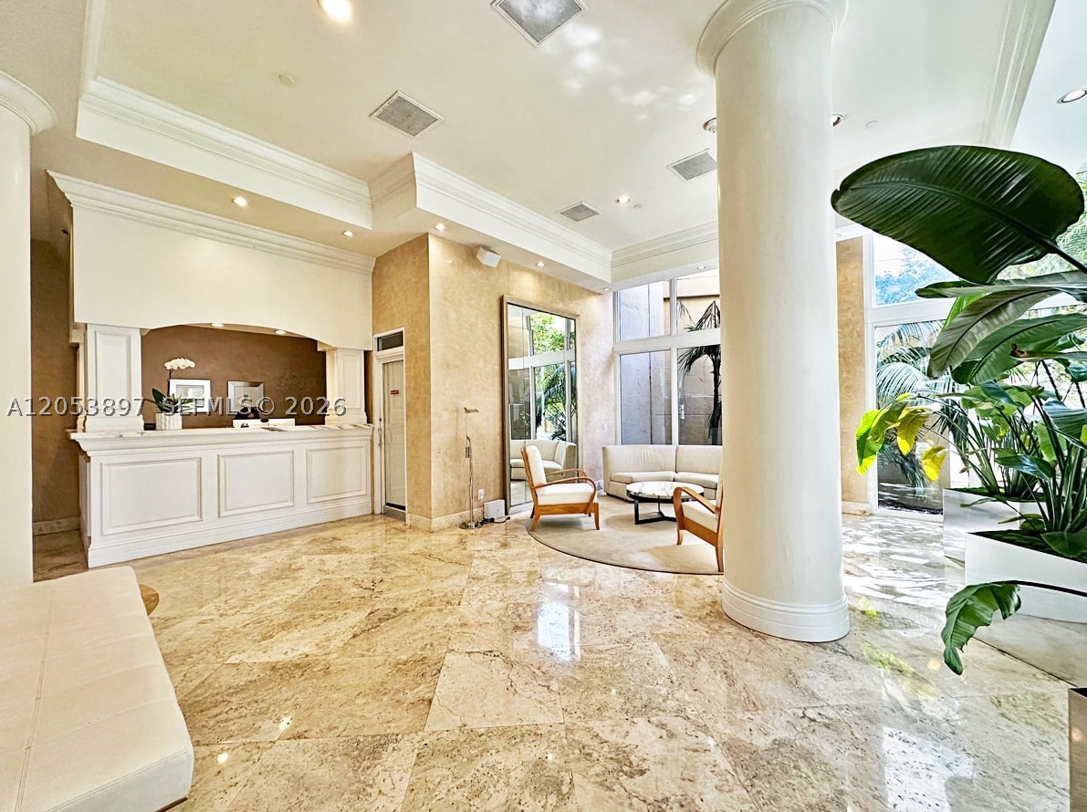 770 Claughton Island Dr #1008, Miami FL 33131