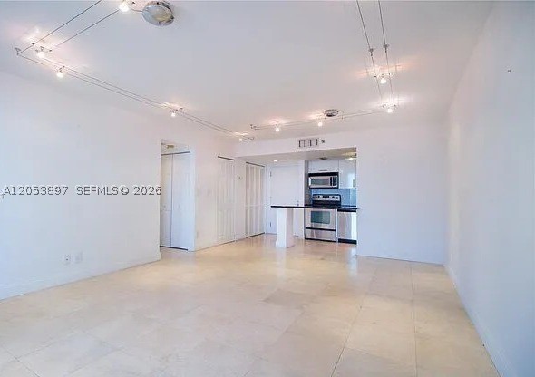 770 Claughton Island Dr #1008, Miami FL 33131