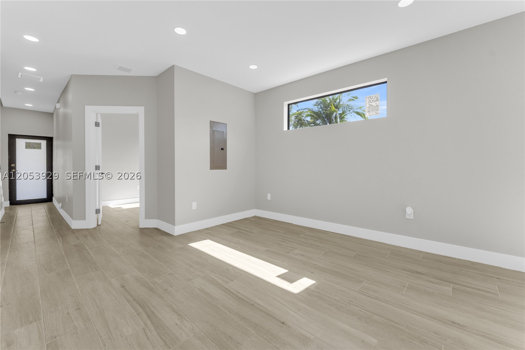 1816 NW 49th St, Miami FL 33142