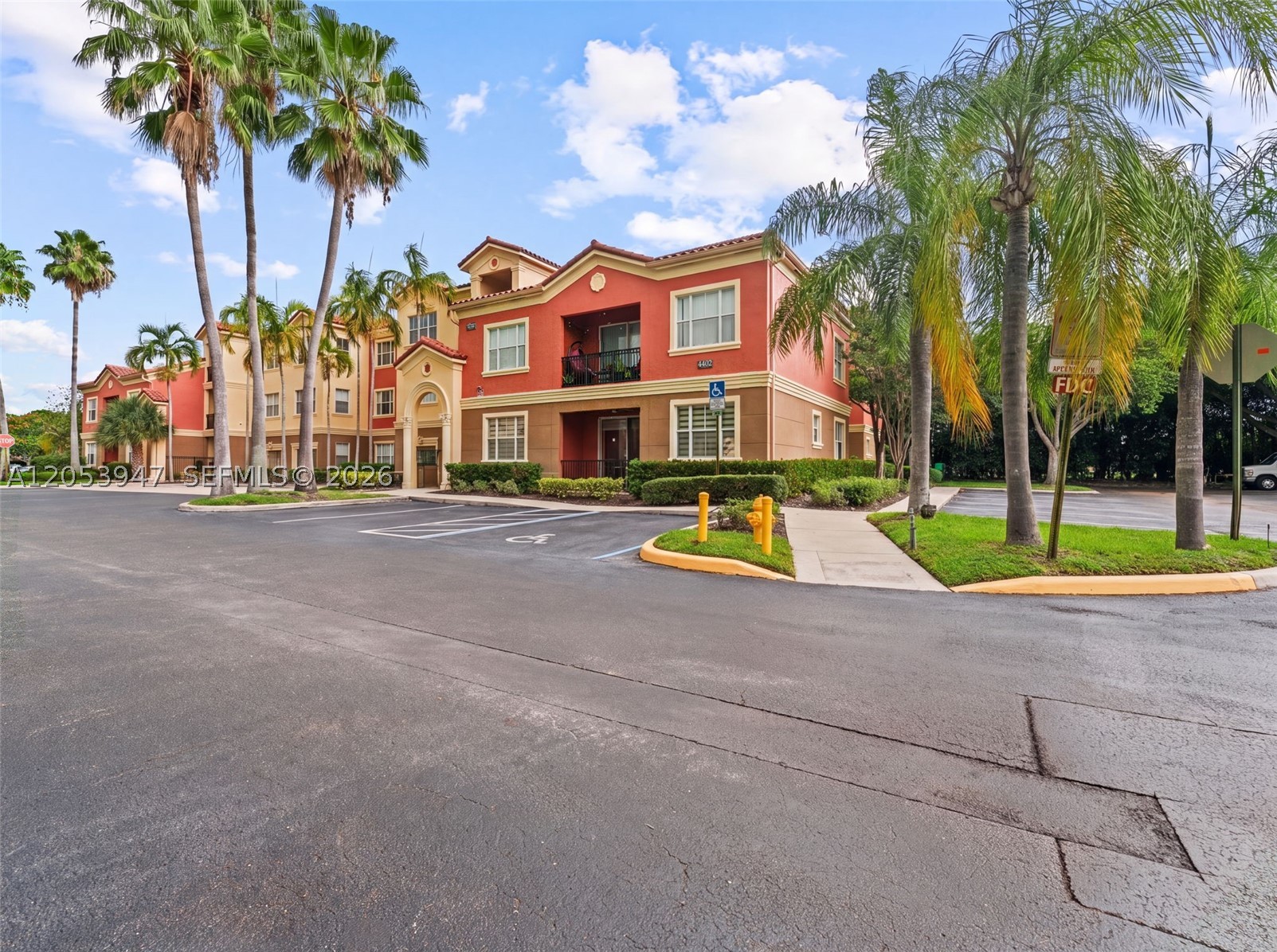 4402 SW 160th Ave #911, Miramar FL 33027