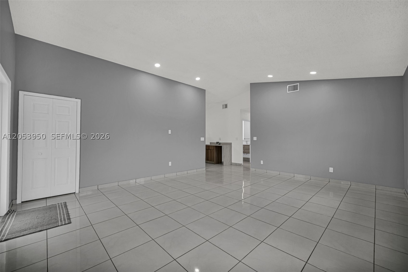 451 E 37th St #451, Hialeah FL 33013