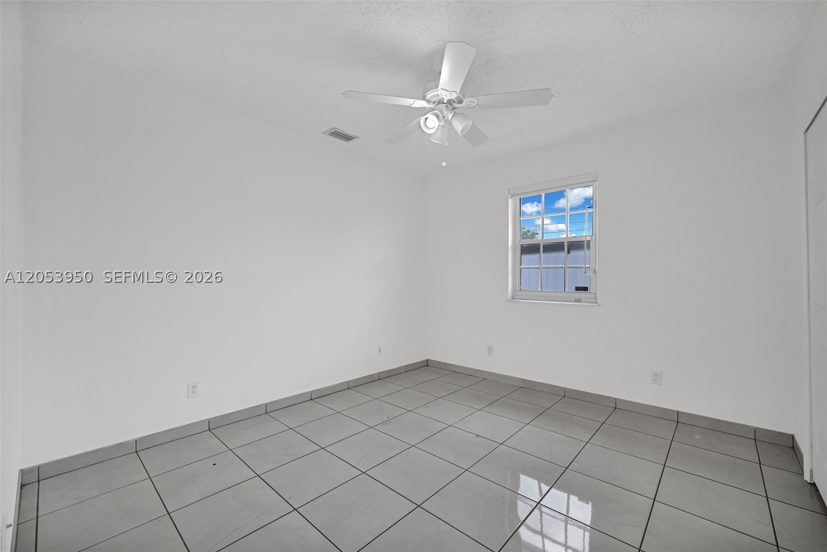 451 E 37th St #451, Hialeah FL 33013