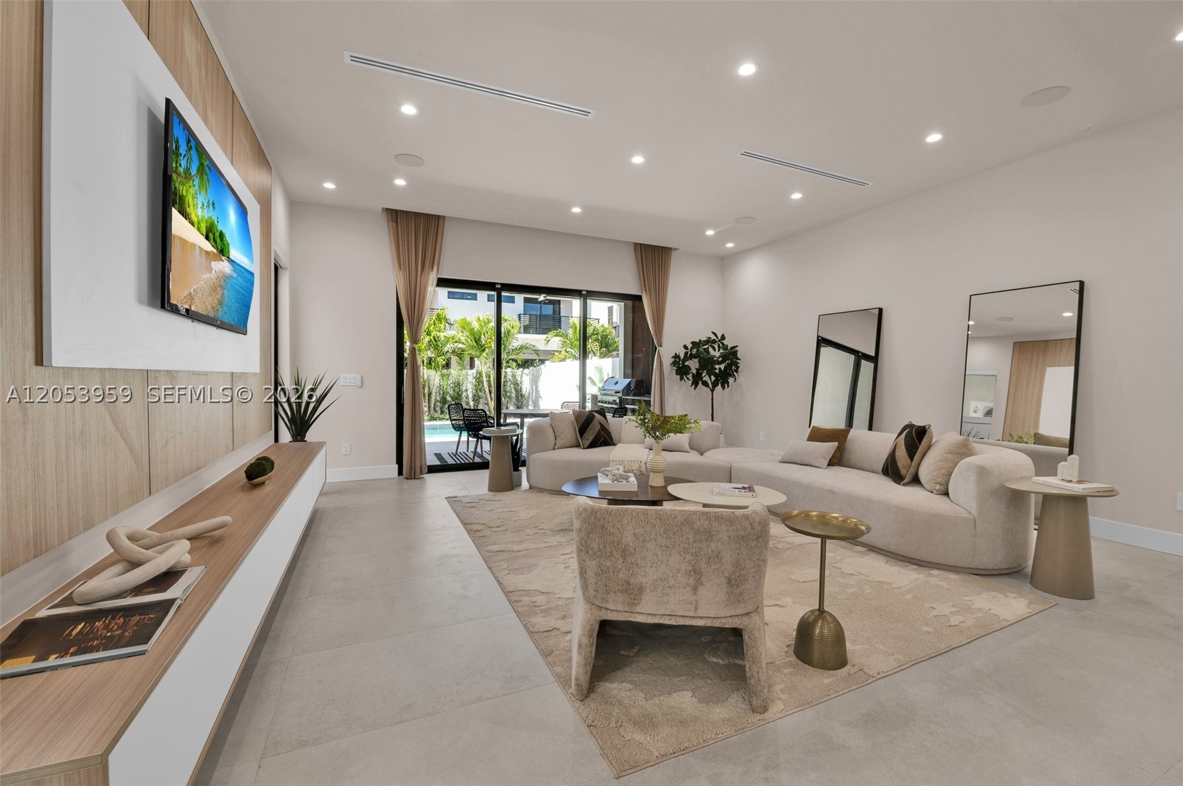 920 NE 17th ave #A, Fort Lauderdale FL 33304