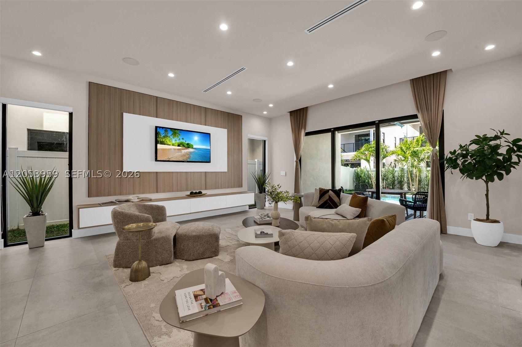 920 NE 17th ave #A, Fort Lauderdale FL 33304