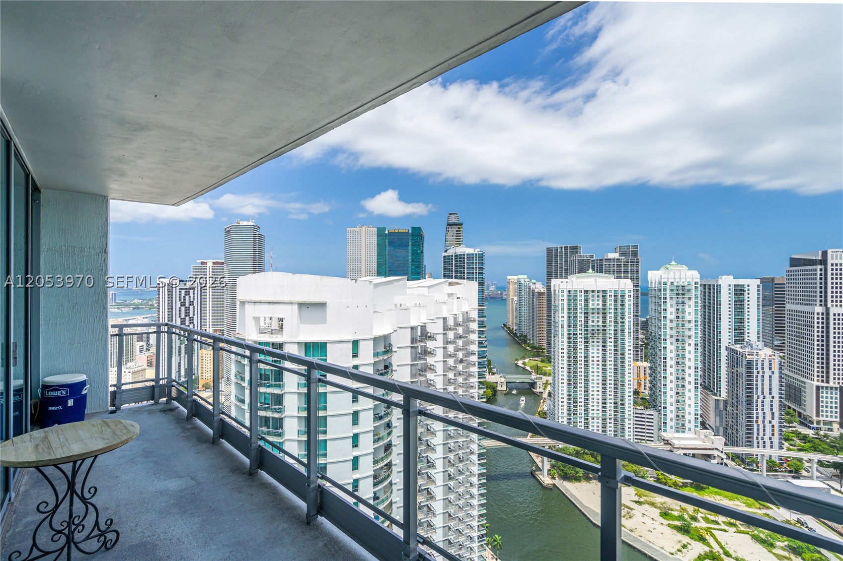 90 SW 3rd St #4403, Miami FL 33130