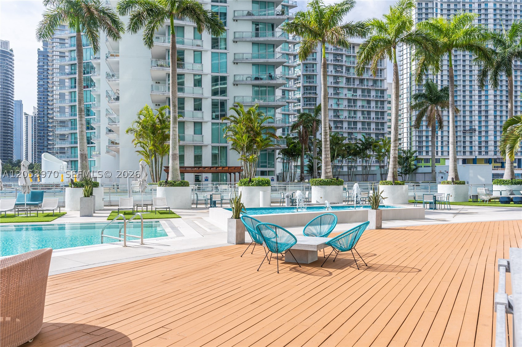 90 SW 3rd St #4403, Miami FL 33130