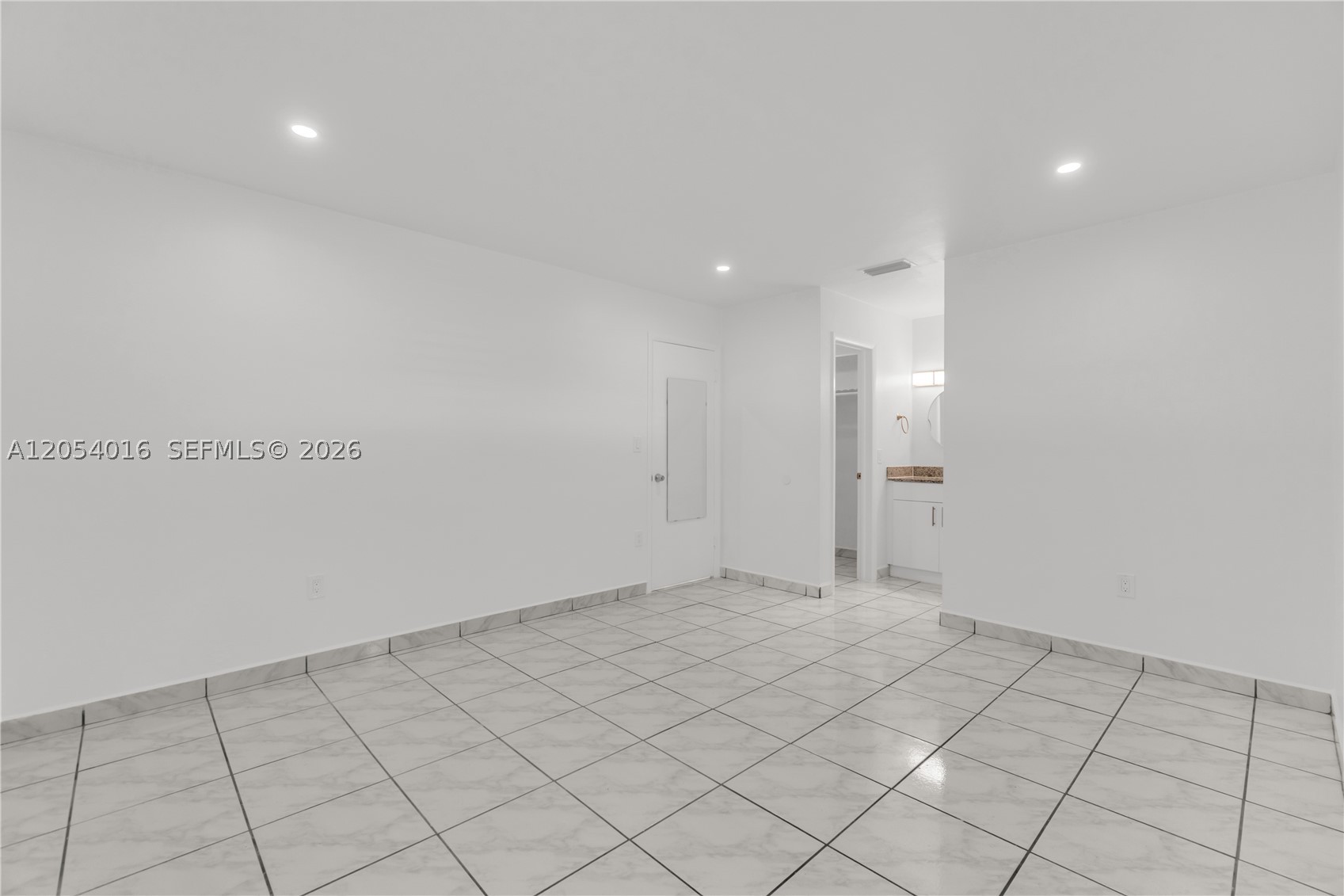 9354 SW 77th Ave #I1, Miami FL 33156
