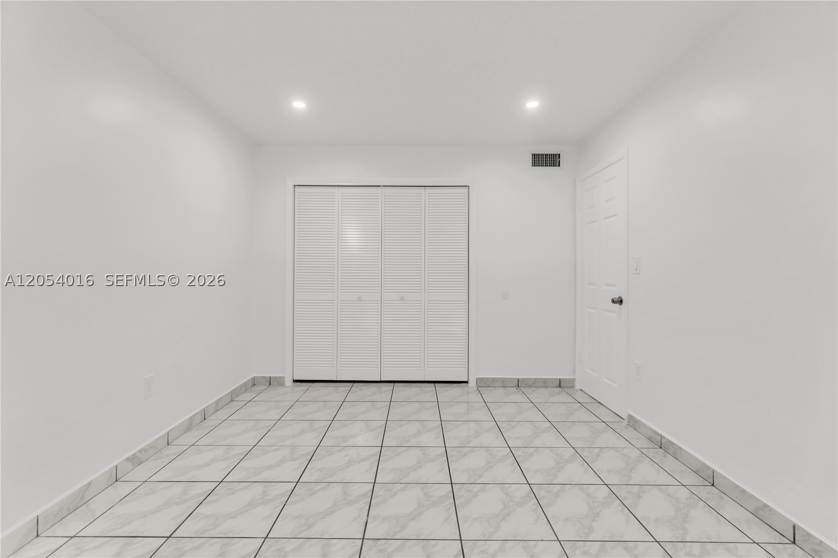9354 SW 77th Ave #I1, Miami FL 33156