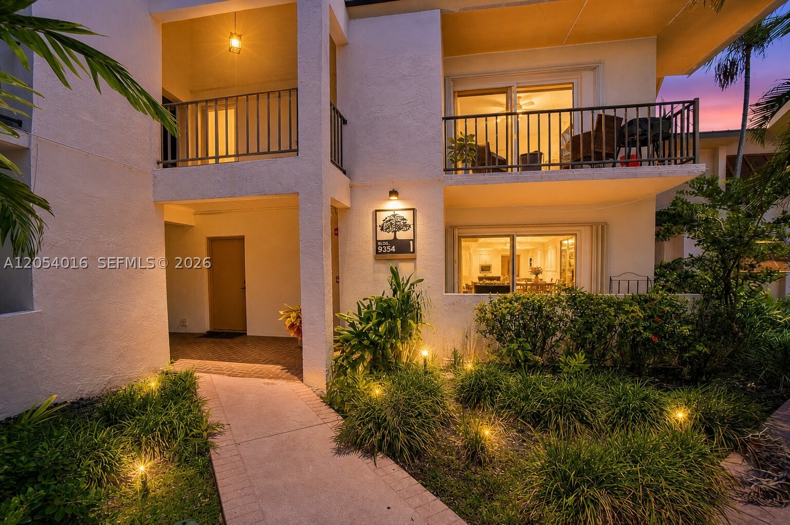 9354 SW 77th Ave #I1, Miami FL 33156