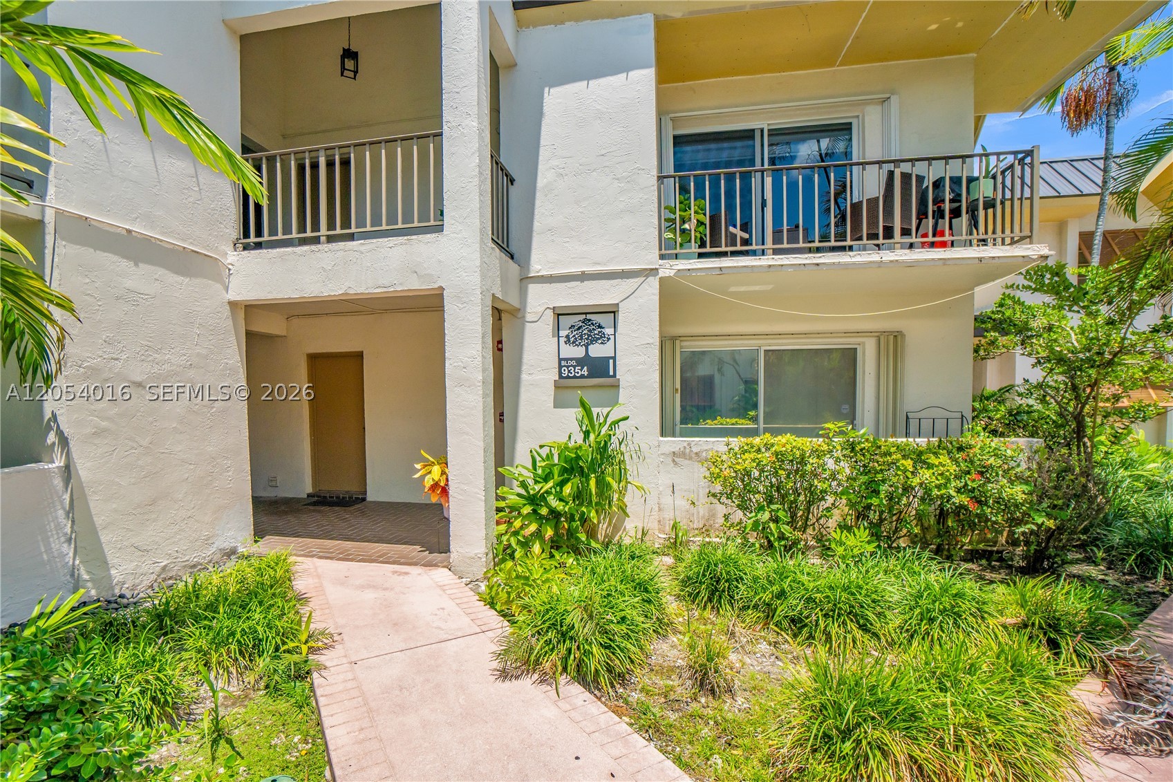 9354 SW 77th Ave #I1, Miami FL 33156