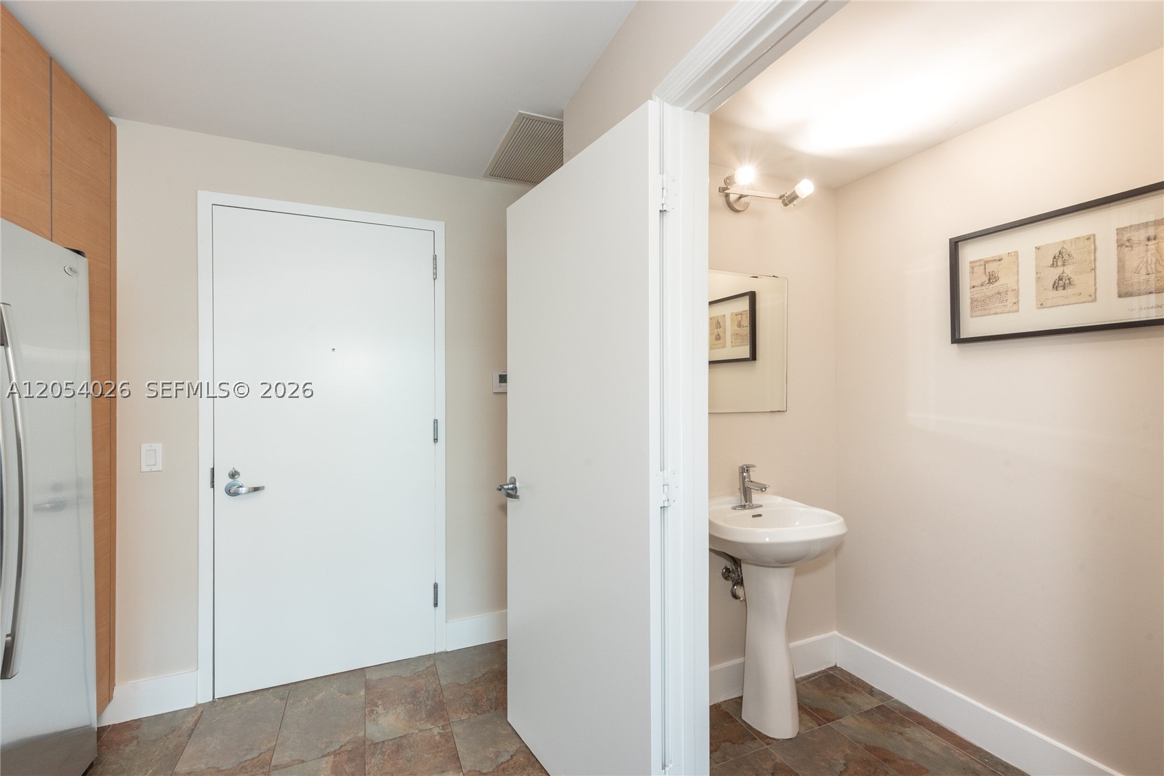60 SW 13th St #4808, Miami FL 33130