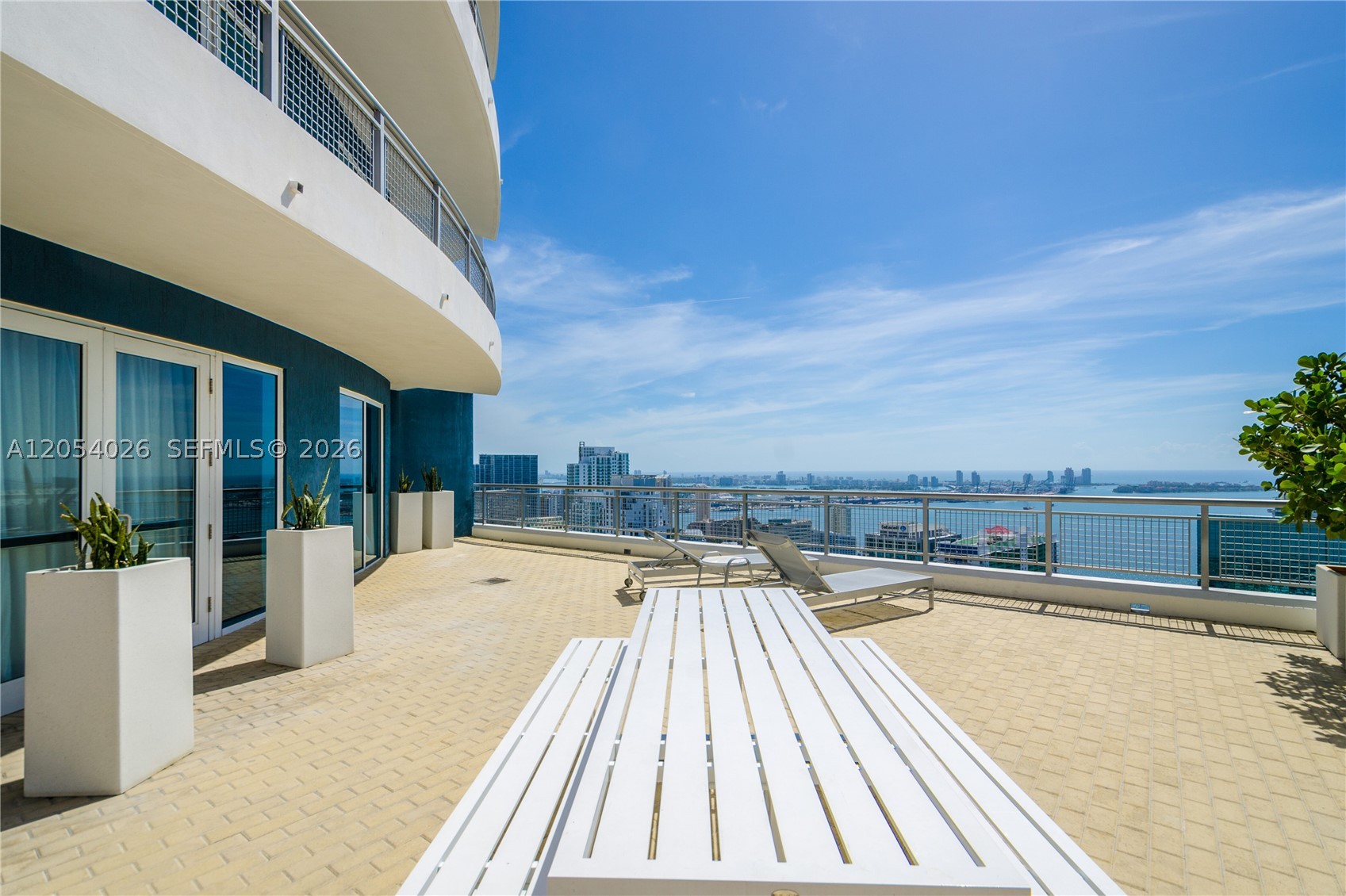 60 SW 13th St #4808, Miami FL 33130