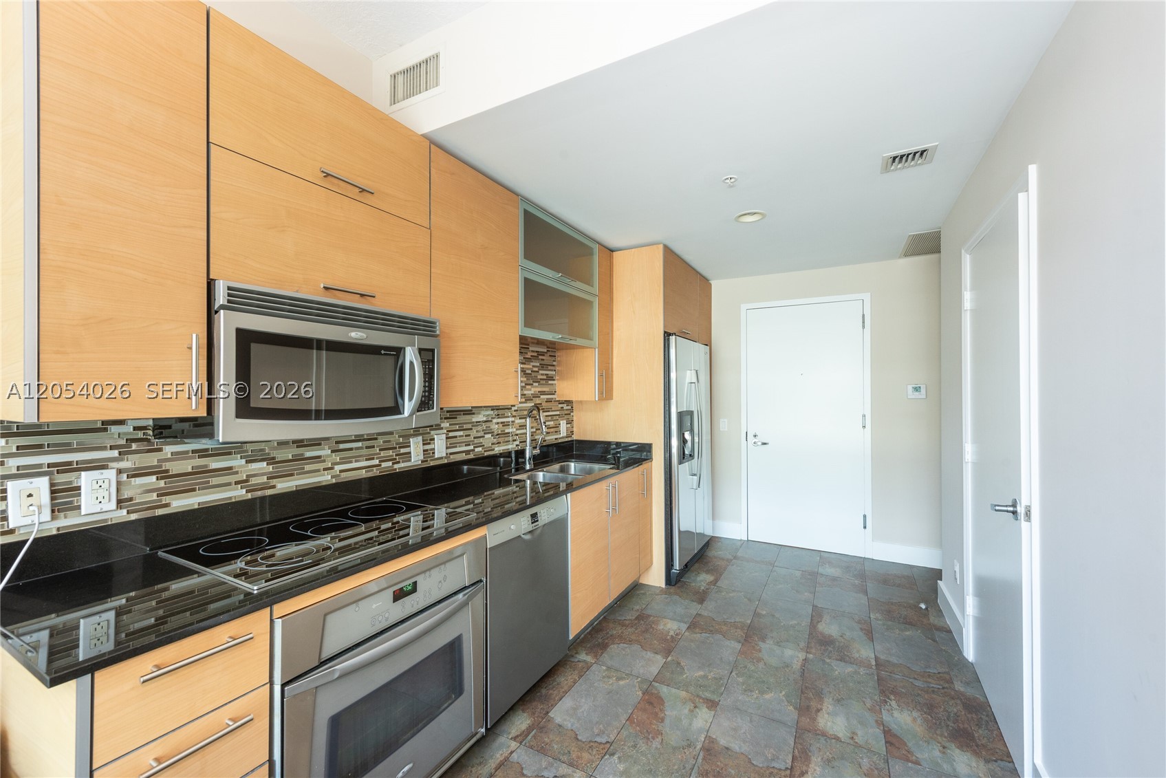 60 SW 13th St #4808, Miami FL 33130