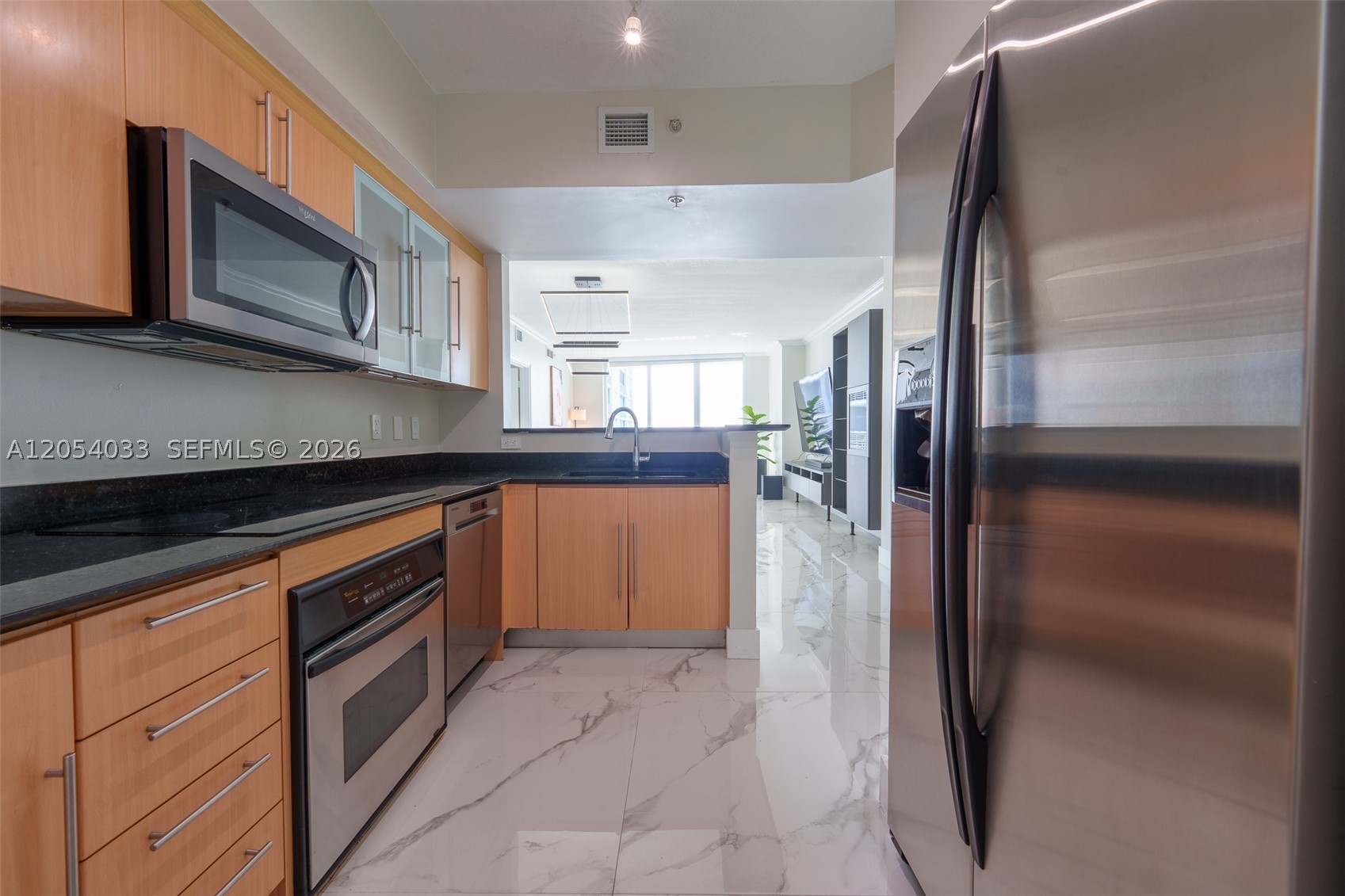 325 S Biscayne Blvd #3326, Miami FL 33131