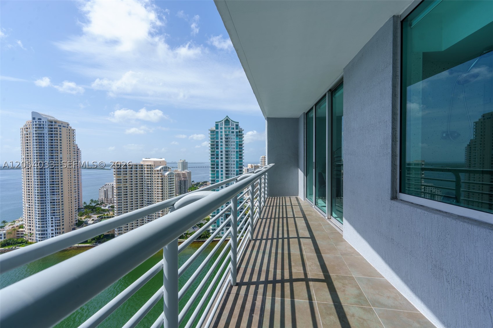 325 S Biscayne Blvd #3326, Miami FL 33131