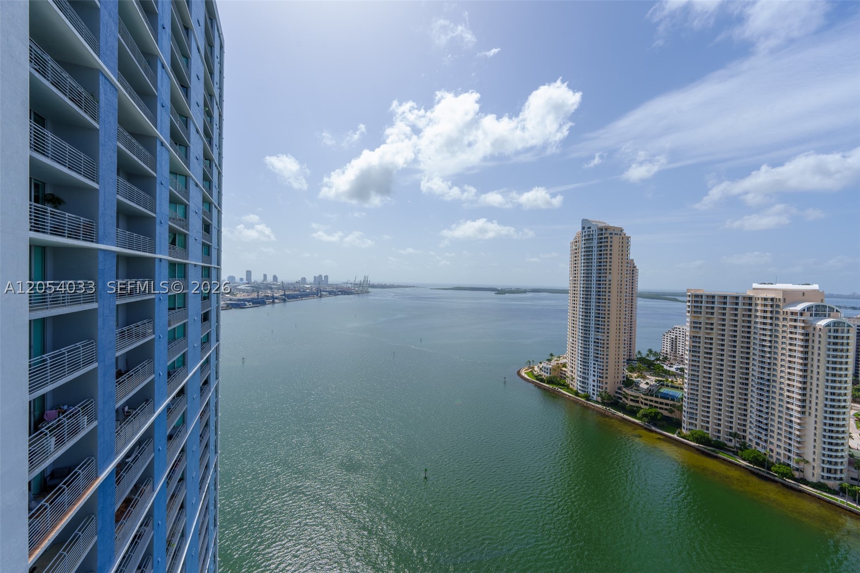 325 S Biscayne Blvd #3326, Miami FL 33131