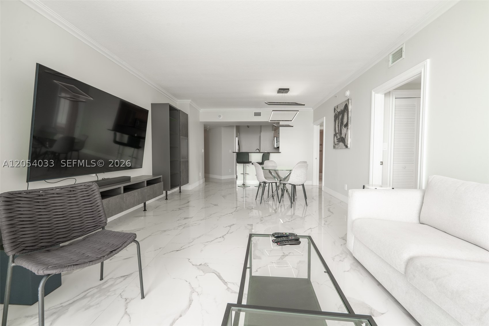 325 S Biscayne Blvd #3326, Miami FL 33131