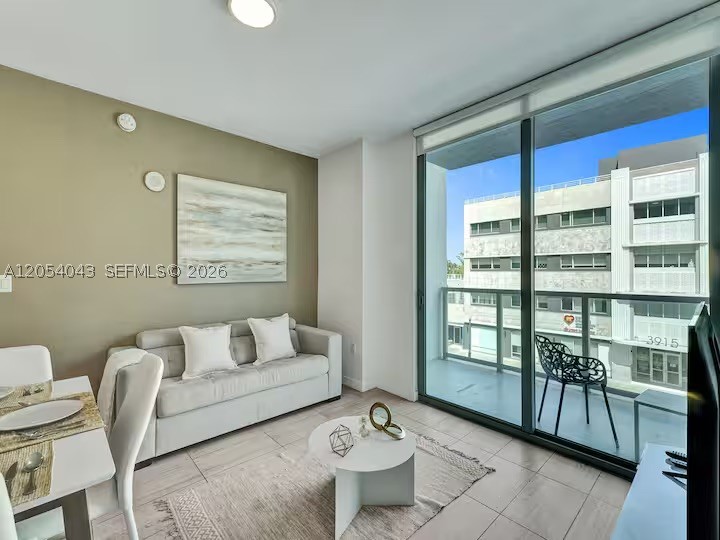3900 Biscayne Blvd #S-216, Miami FL 33137