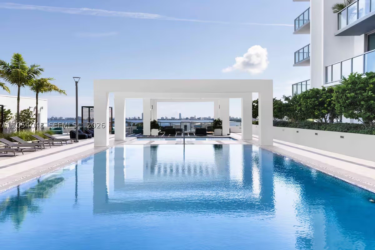 3900 Biscayne Blvd #S-216, Miami FL 33137