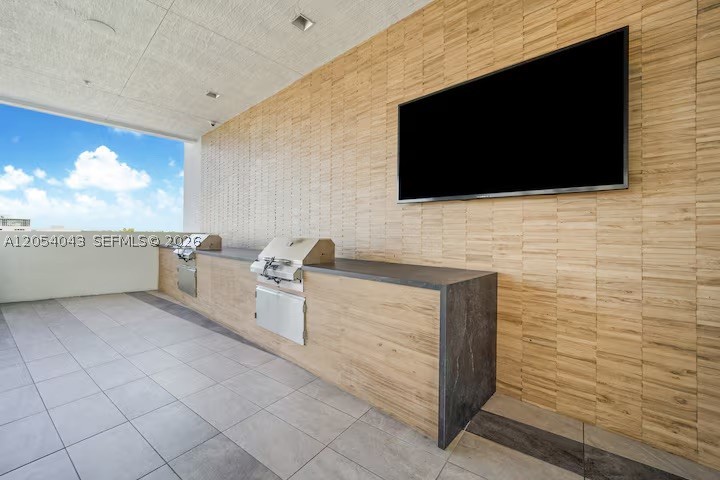 3900 Biscayne Blvd #S-216, Miami FL 33137