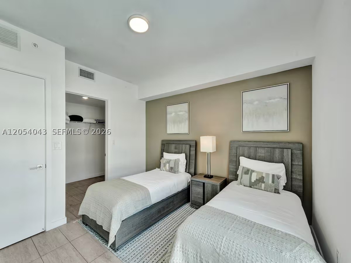 3900 Biscayne Blvd #S-216, Miami FL 33137