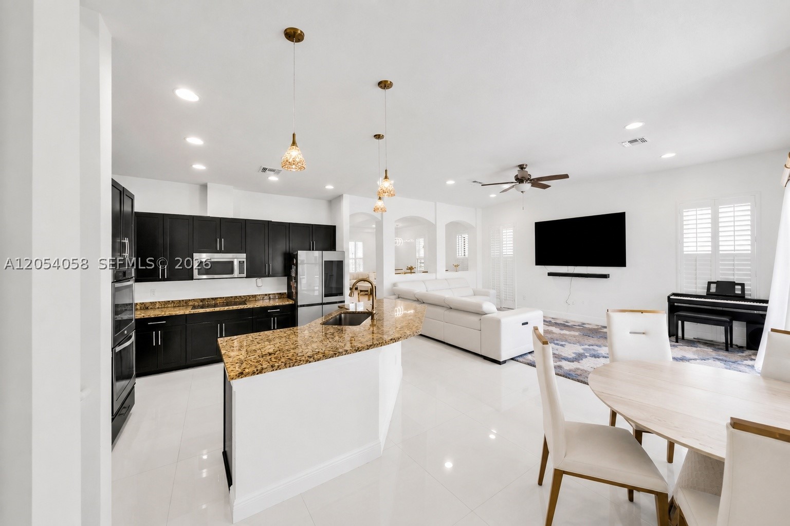 4587 San Mellina Dr, Coconut Creek FL 33073