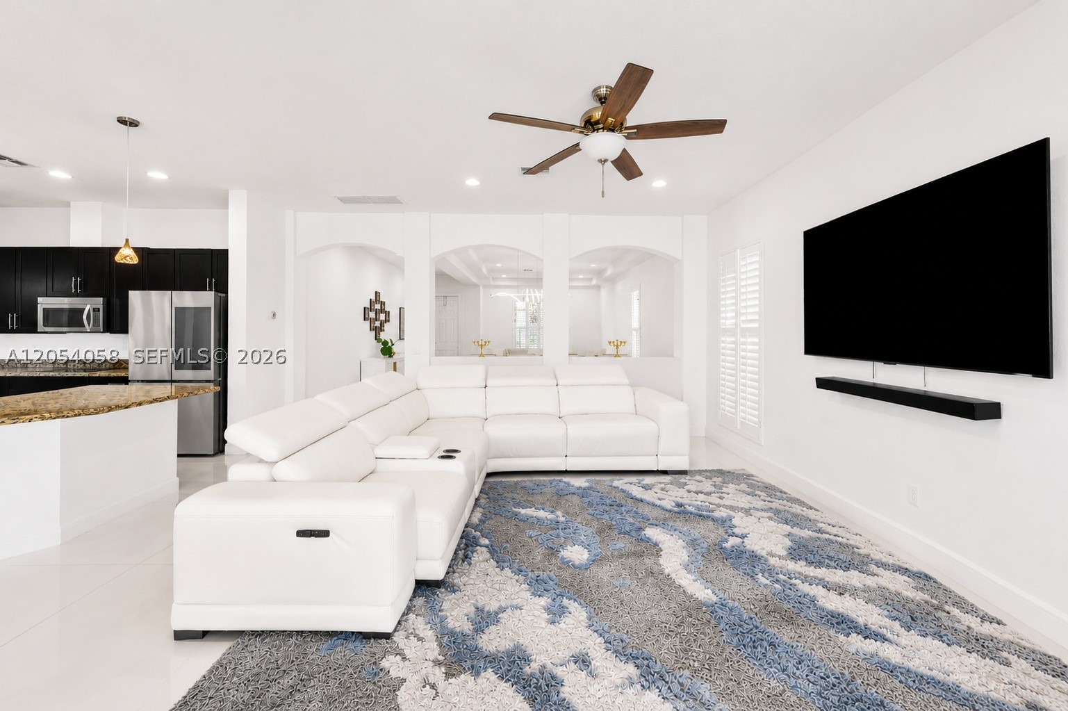 4587 San Mellina Dr, Coconut Creek FL 33073