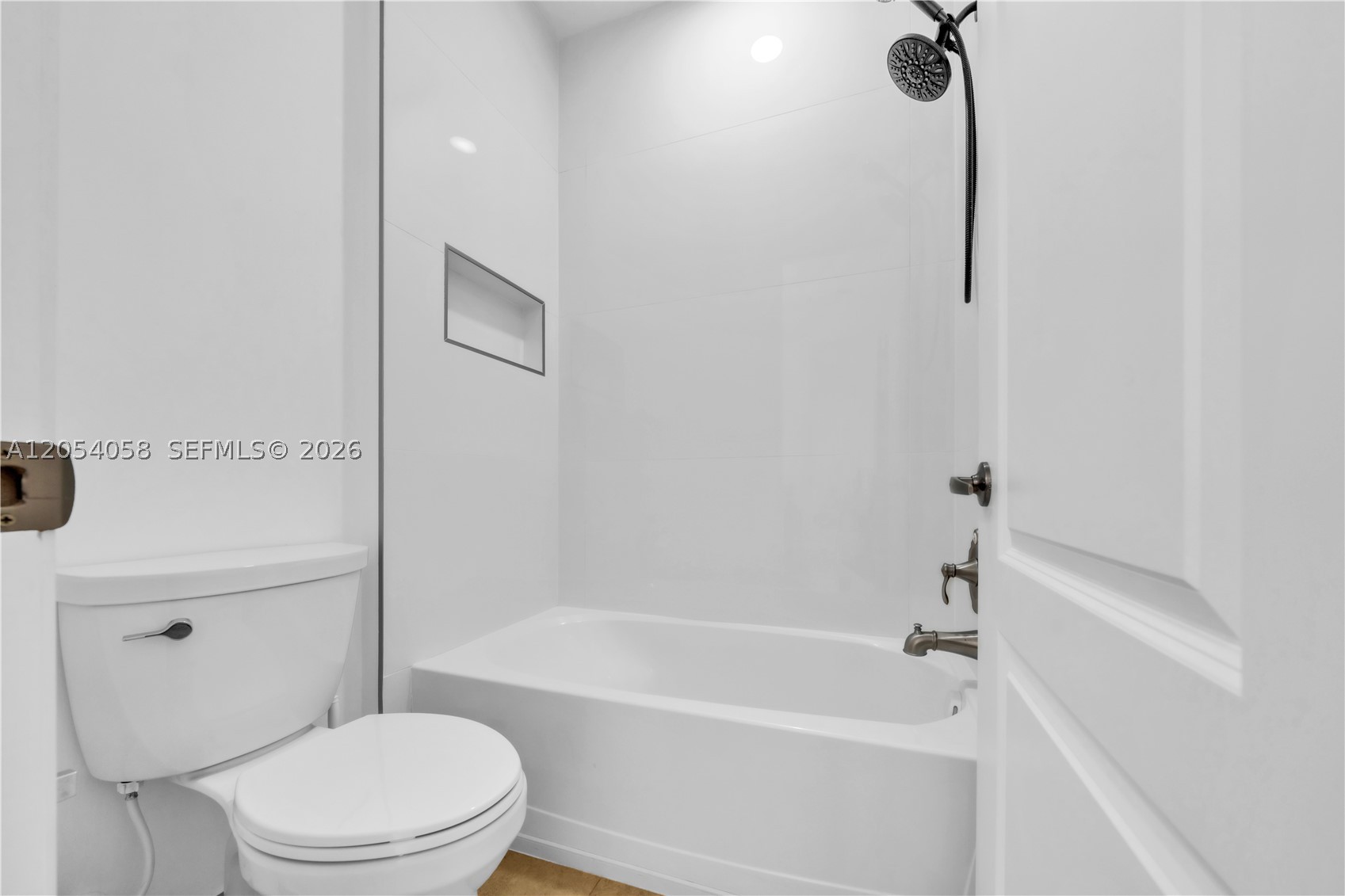 4587 San Mellina Dr, Coconut Creek FL 33073