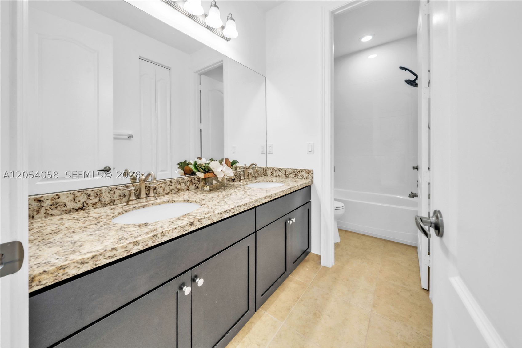 4587 San Mellina Dr, Coconut Creek FL 33073