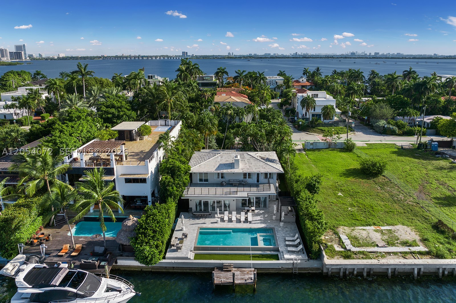 1300 S Venetian Way, Miami FL 33139