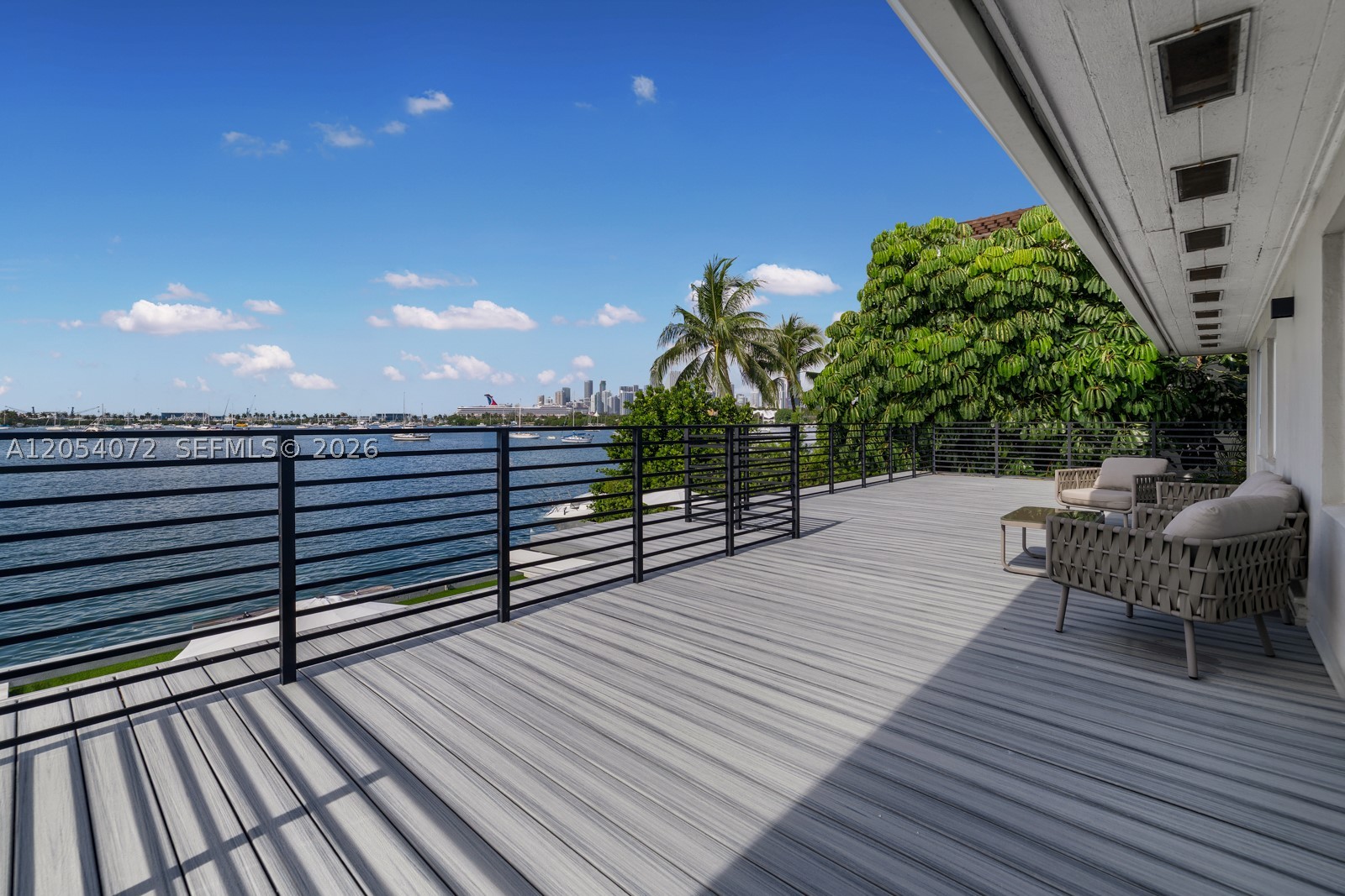 1300 S Venetian Way, Miami FL 33139