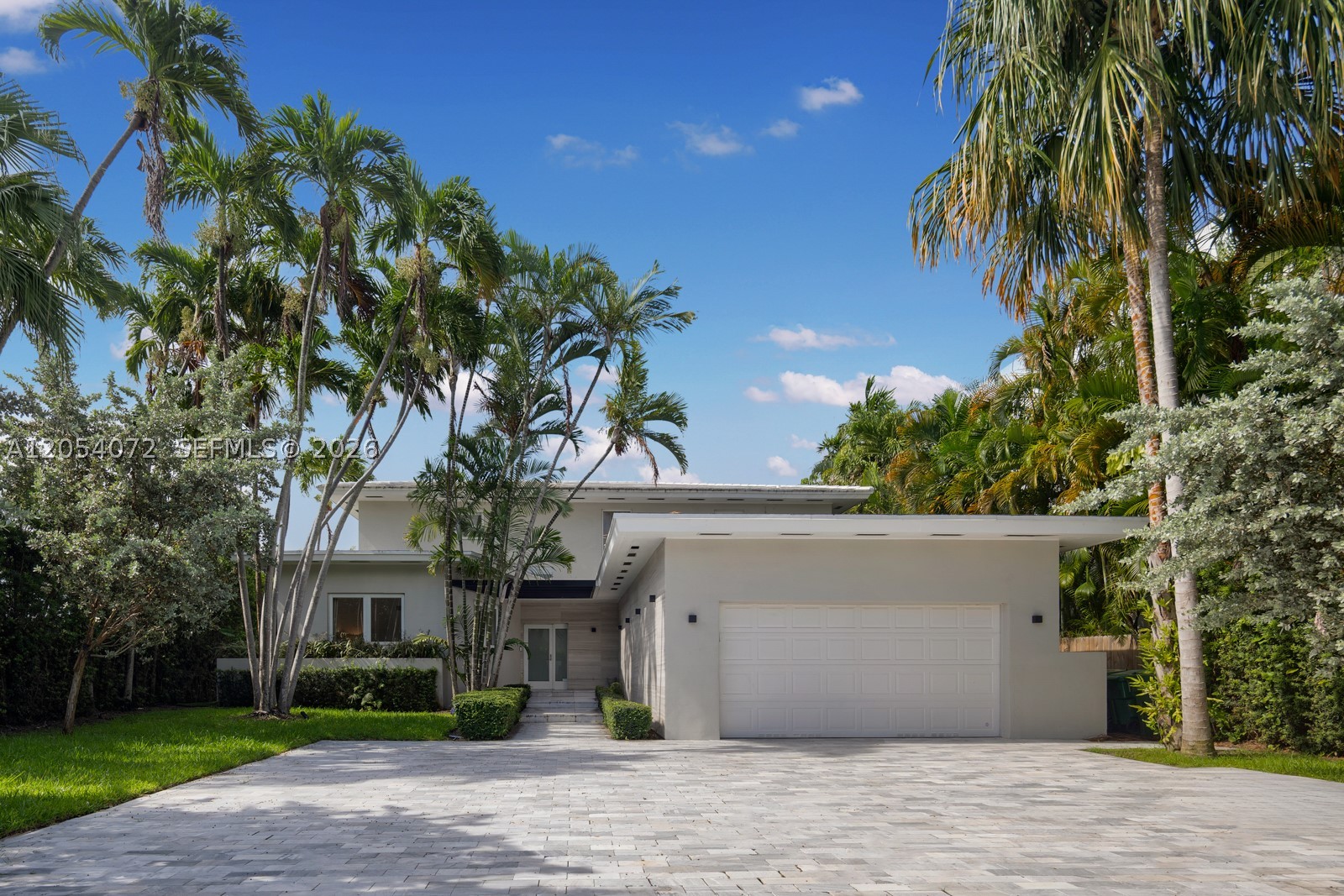 1300 S Venetian Way, Miami FL 33139