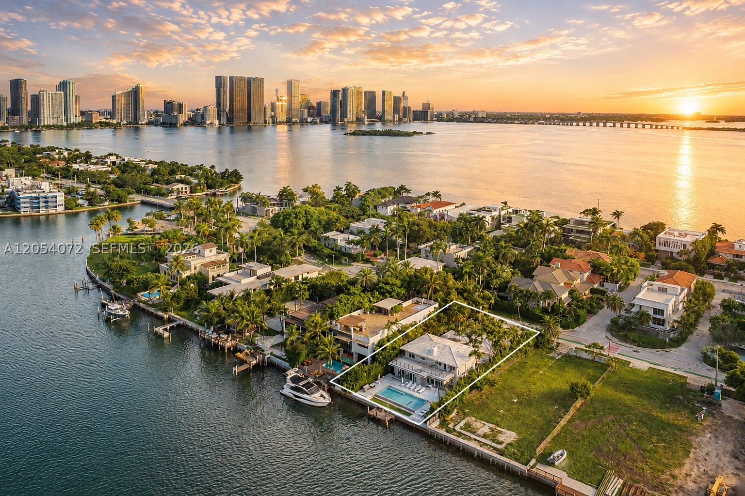1300 S Venetian Way, Miami FL 33139