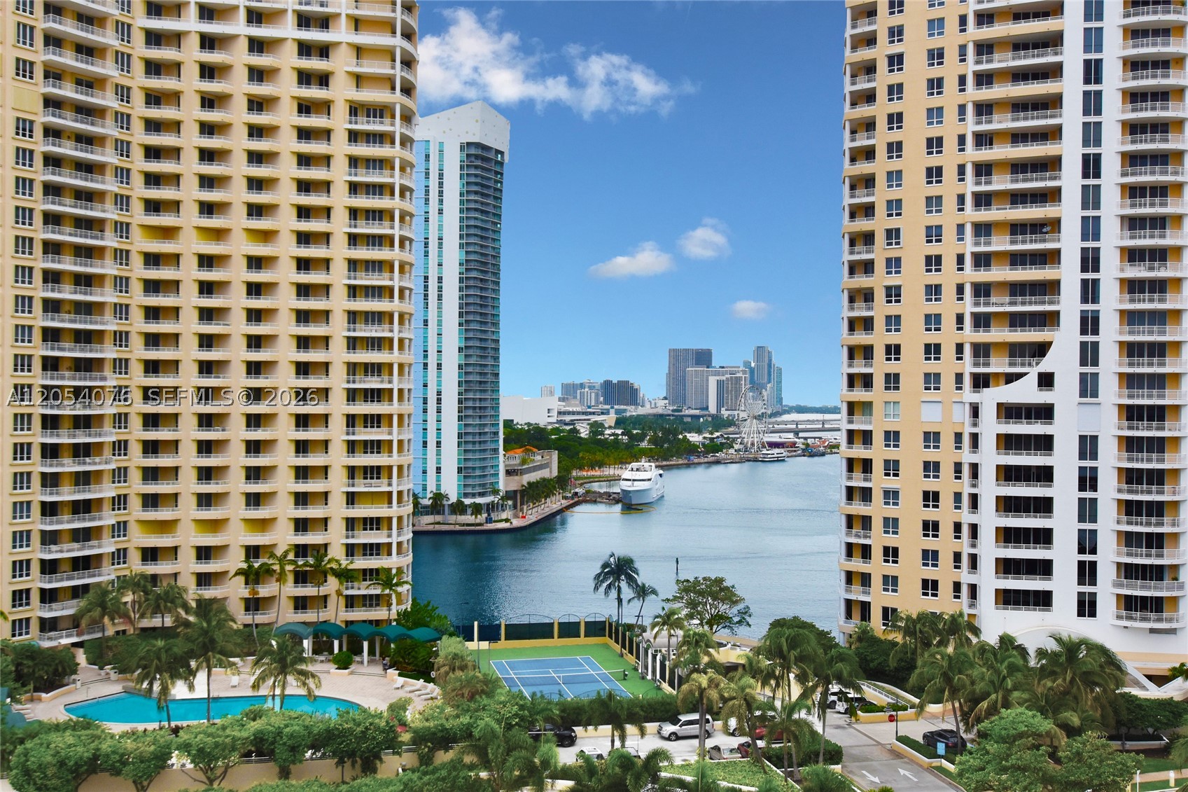 540 Brickell Key Dr #1414, Miami FL 33131