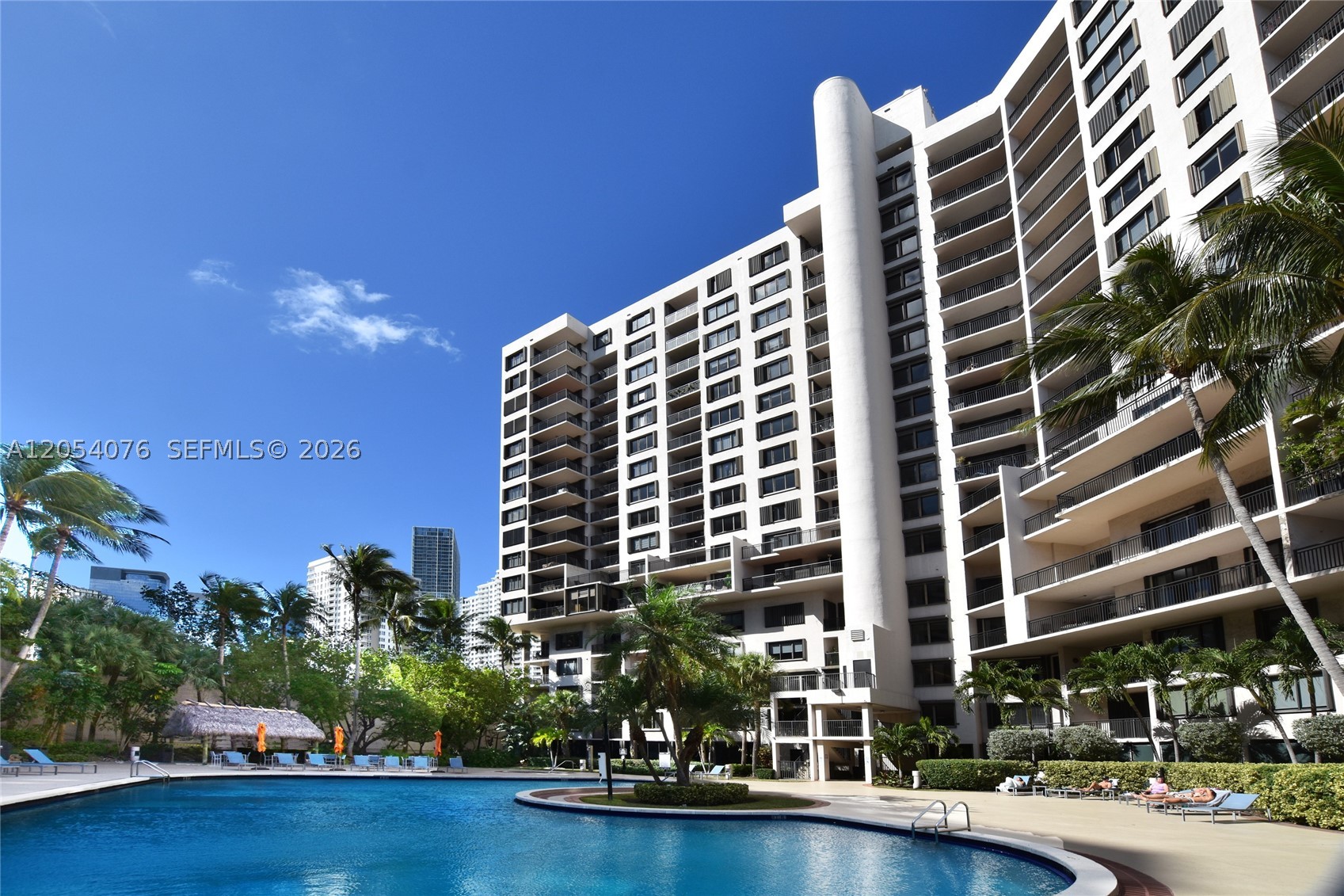 540 Brickell Key Dr #1414, Miami FL 33131