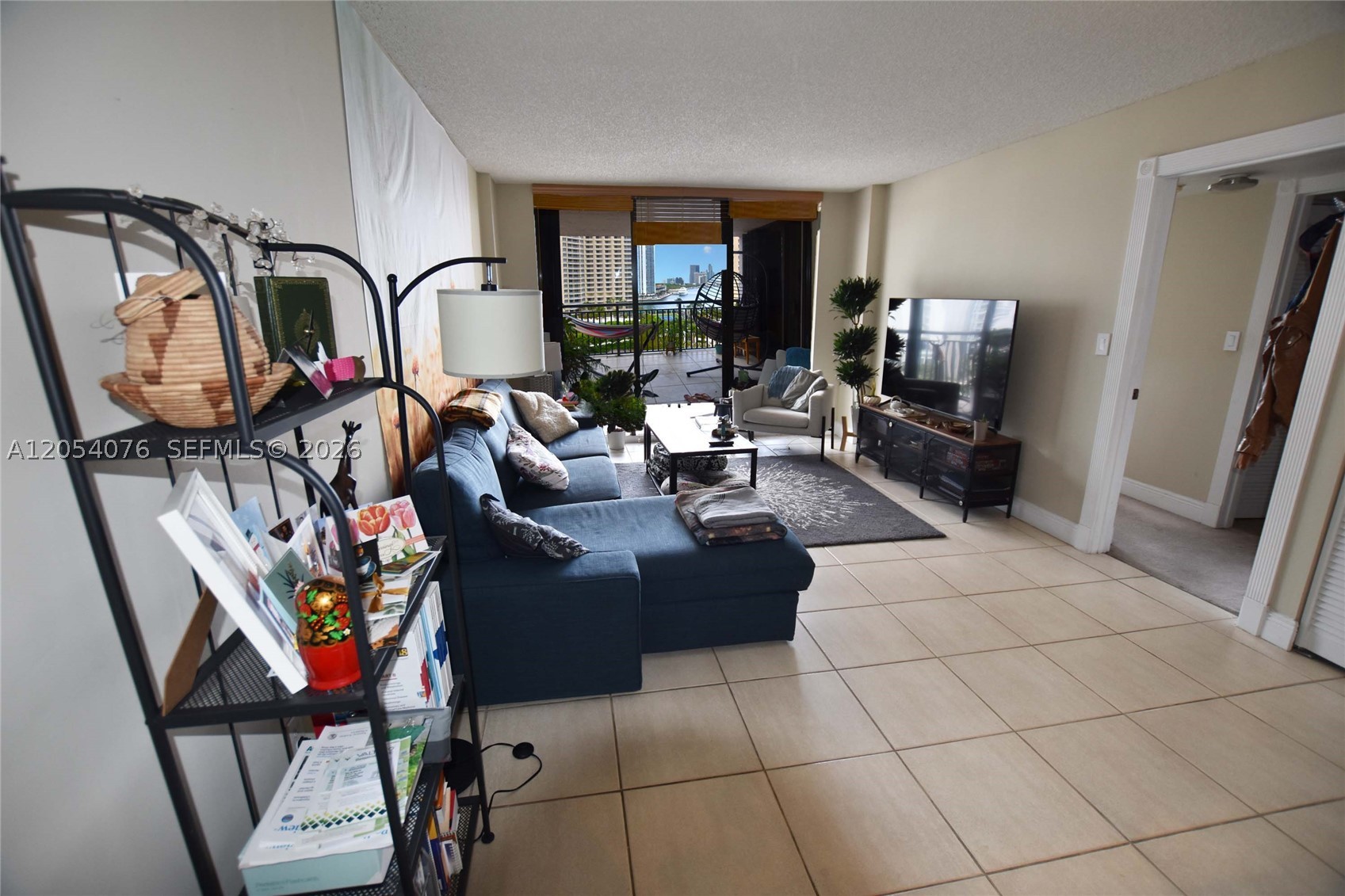 540 Brickell Key Dr #1414, Miami FL 33131