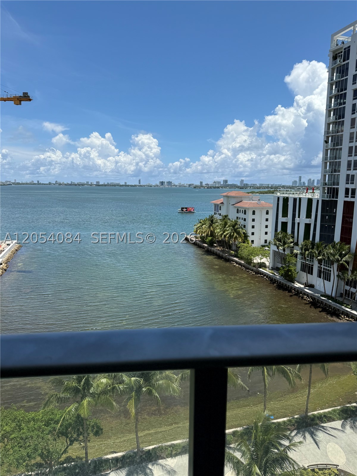 460 NE 28th St #803, Miami FL 33137